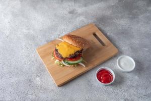 1/4 Pound Burger with Cheese